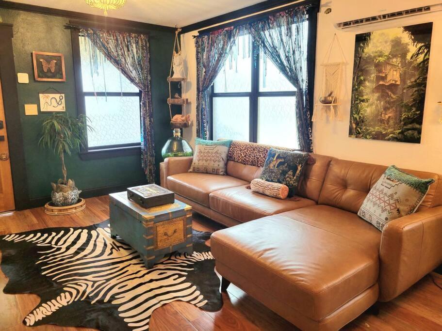 Cozy Af Jungle-House Hideaway Villa Tampa Exterior photo